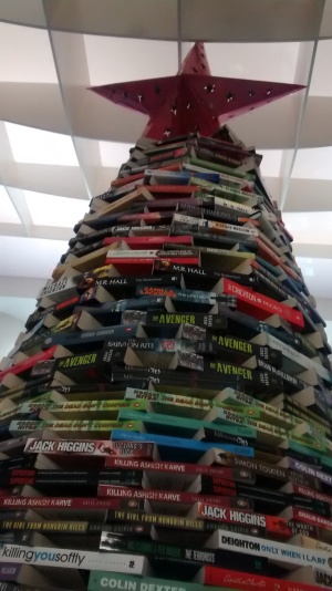 bookish christmas tree